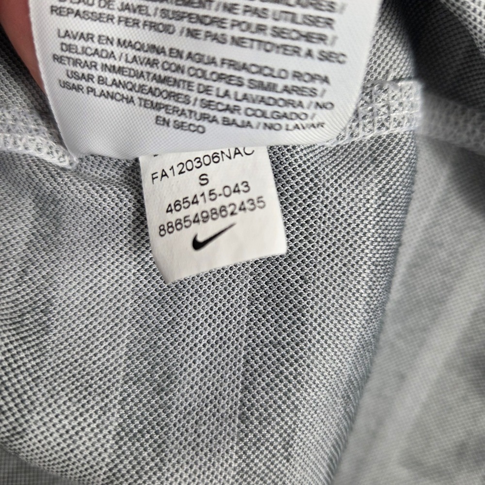 Nike Running 1/4 Zip Mens Small Grey Black Excellent Dri-FIT Striped Pullover - Picture 5 of 9